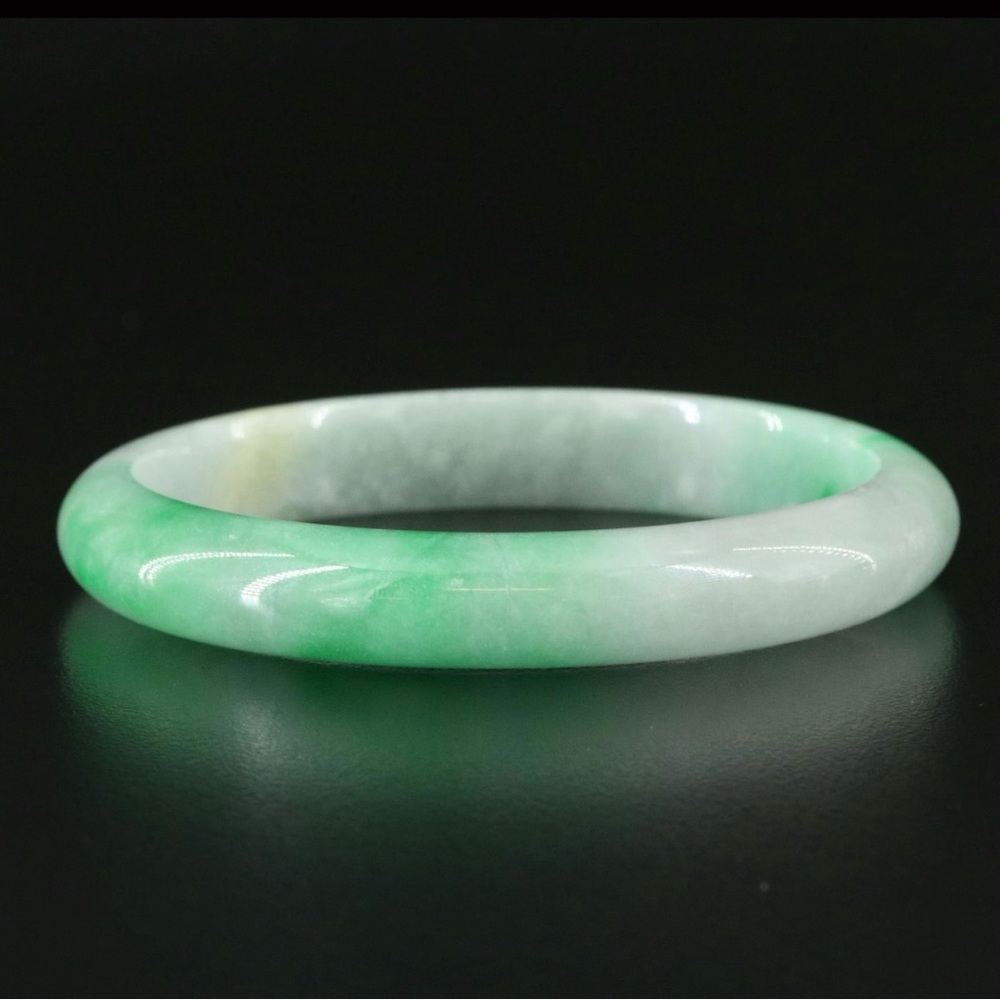 Chic Green Jade Bracelet